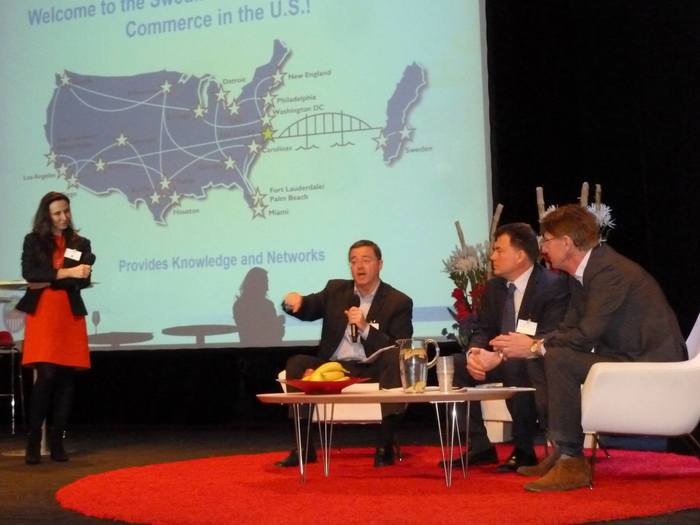 Discussion panel about how to expand brand abroad
